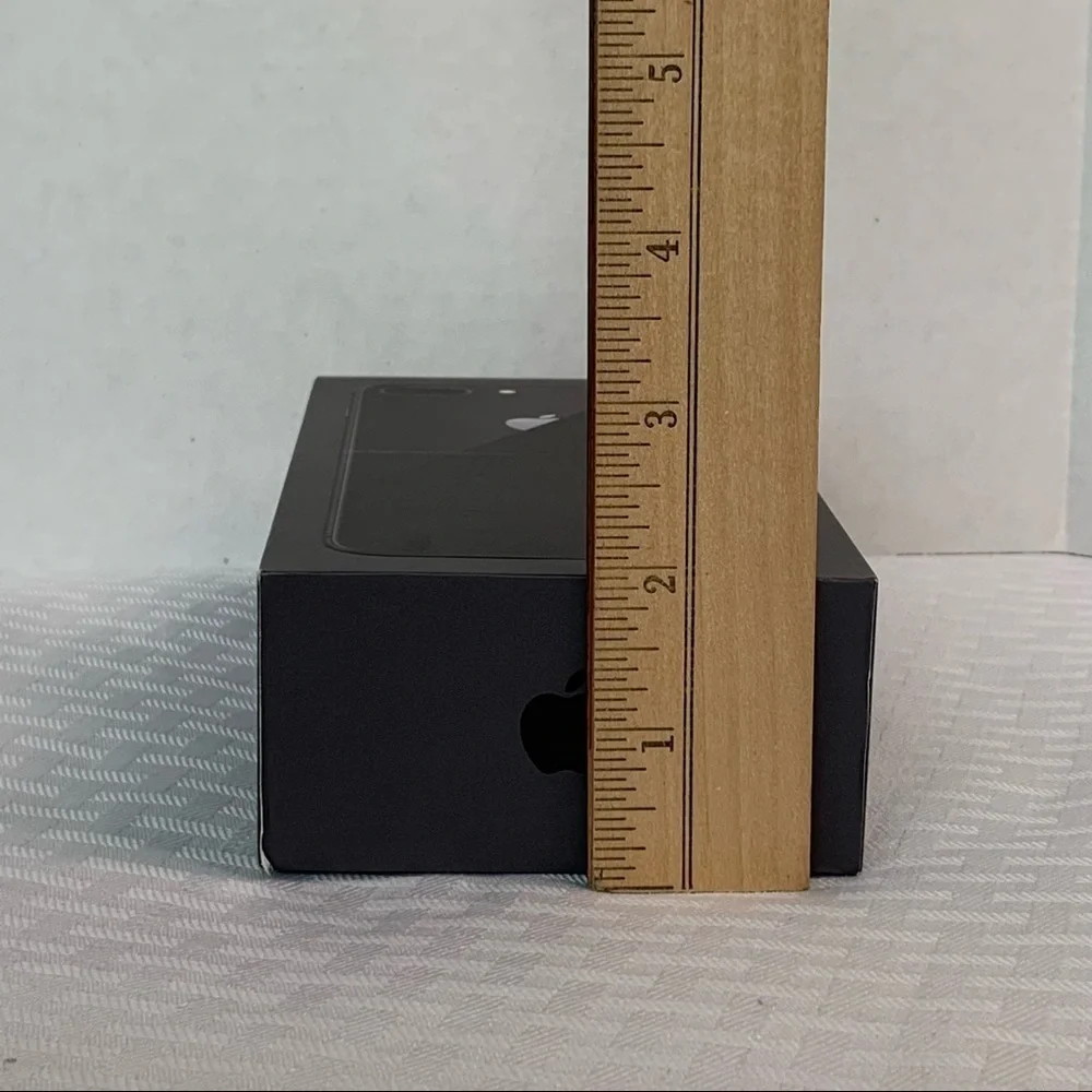 Apple IPhone‎ box gray